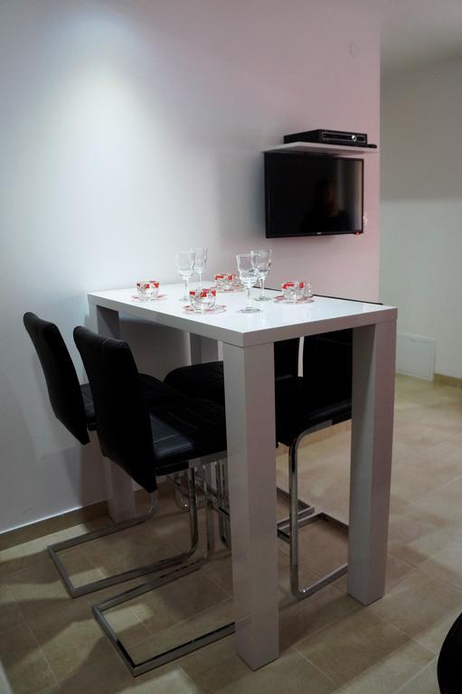 Central Apartment Nikšić Extérieur photo